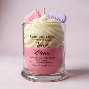 12oz velvet bloom Valentine’s Day candle